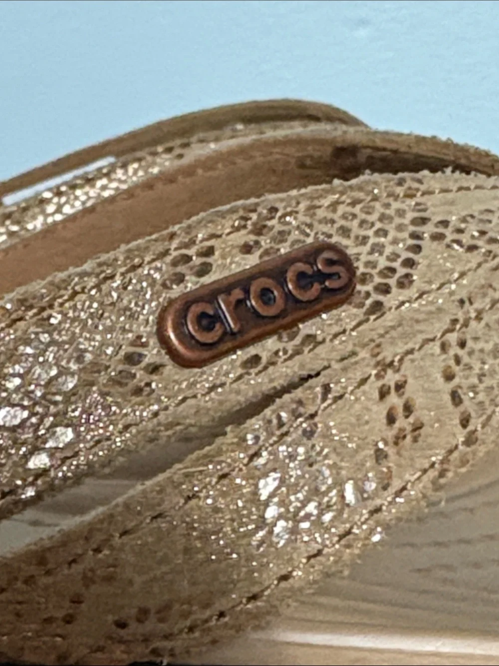 CROCS Women's Capri V Shimmer Flip Flops, Metallic Gold/Snakeskin Strap Design
